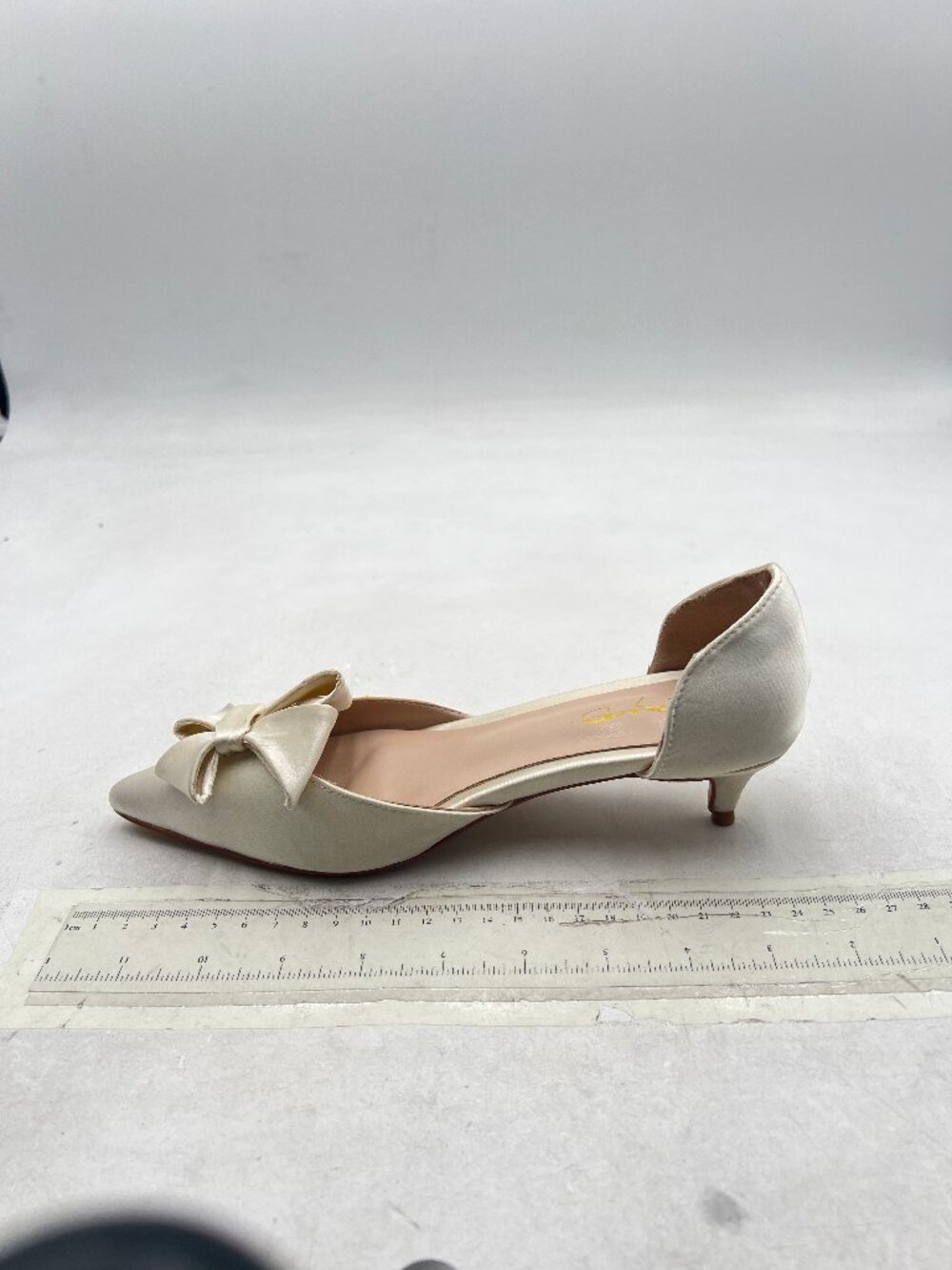 XYD Ivory D'Orsay Kitten Heel Bridal Bowknot Pumps Elegant Pointed Toe Shoes